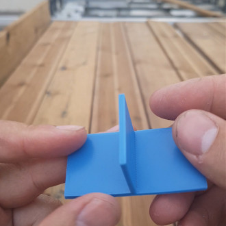 Petite impression 3D utile pour mes travaux sur le toit : des cales d’espacement